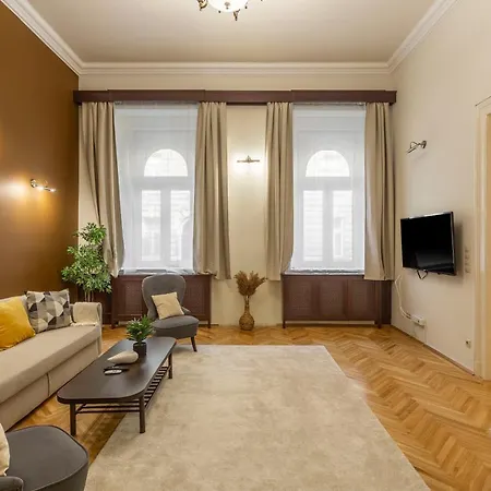 Deluxe Eotvos In The Heart Of *