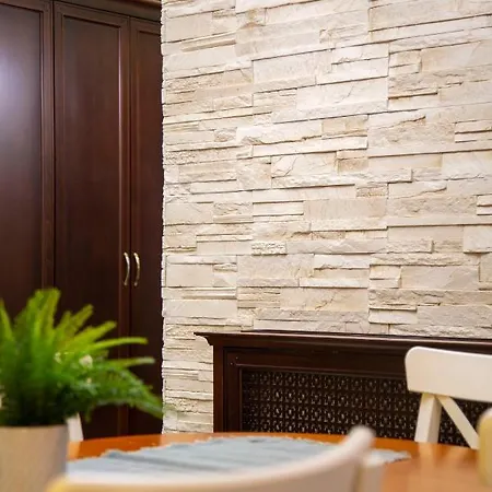 Deluxe Eotvos In The Heart Of * بودابست